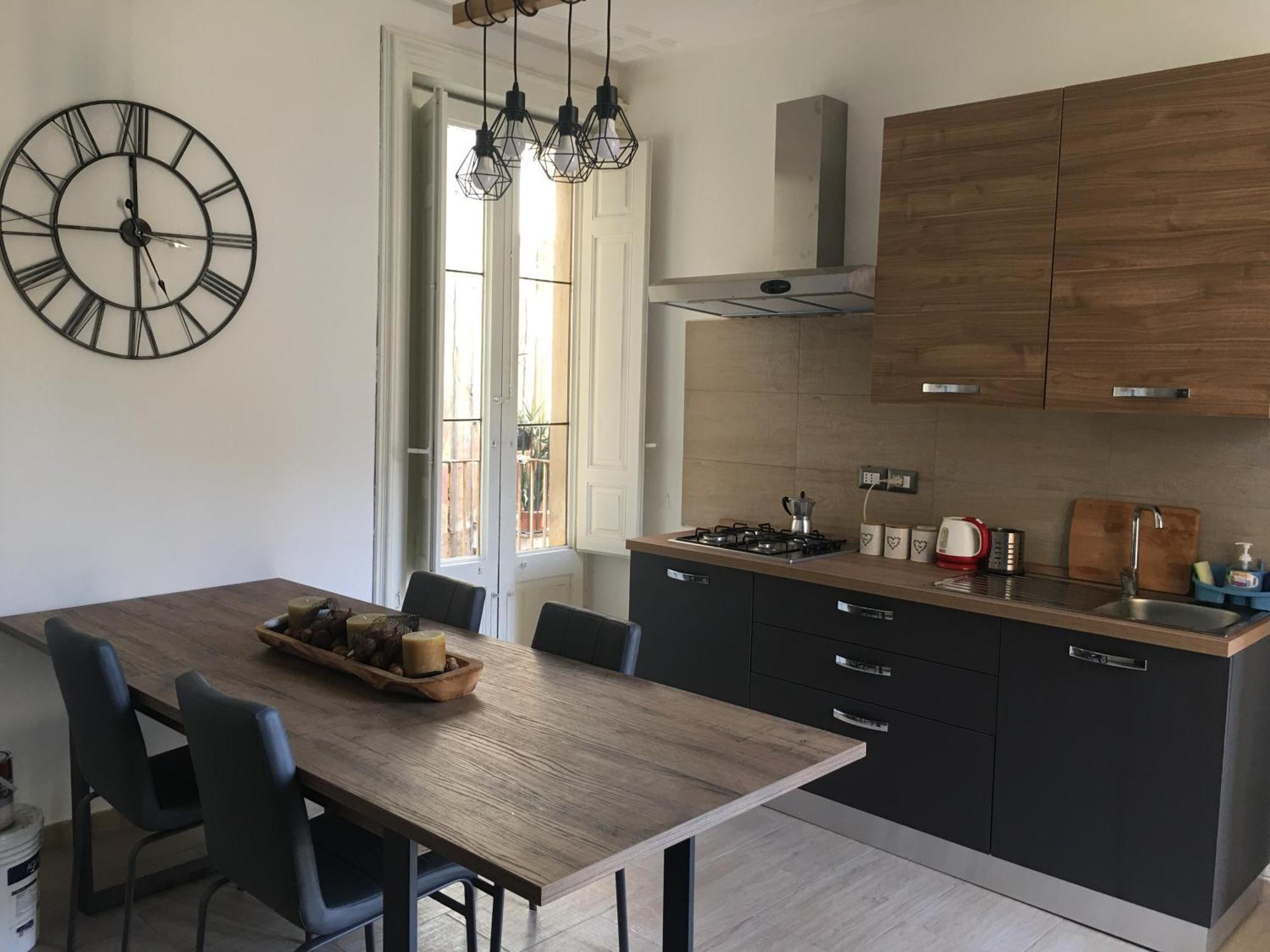 קטאניה Bohemian Apartment Terrace Downtown מראה חיצוני תמונה